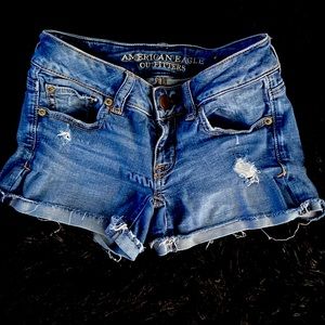 American Eagle Shorts - Size 00
